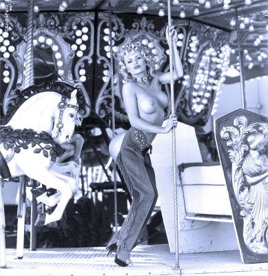 merry-go-round_carousel Platinum magazine